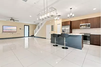 10455 NW 82nd St #10, Doral, FL 33178 - Photo 5