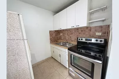 2212 Grant St #2, Hollywood, FL 33020 - Photo 3