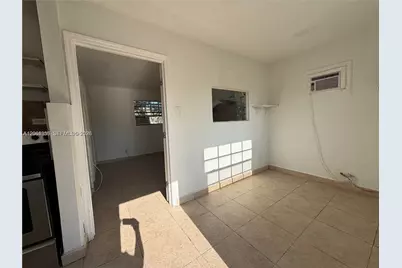 2212 Grant St #2, Hollywood, FL 33020 - Photo 7
