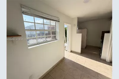 2212 Grant St #2, Hollywood, FL 33020 - Photo 9