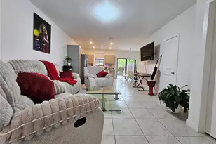 300 NE 12th St, Florida City, FL 33034 - Photo 7