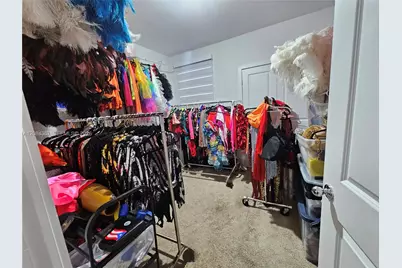 300 NE 12th St, Florida City, FL 33034 - Photo 11