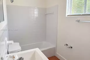 300 SE 9th Ct, Hallandale Beach, FL 33009 - Photo 3