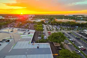 18051 Biscayne Blvd, Aventura, FL 33160 - Photo 13