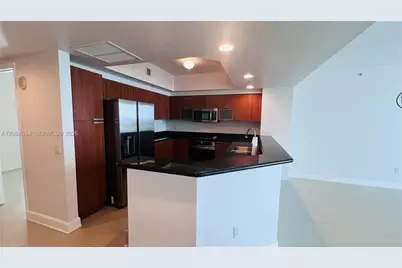 15051 Royal Oaks Ln #2302, North Miami, FL 33181 - Photo 5
