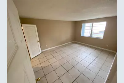 4154 NW 79th Ave #2C, Doral, FL 33166 - Photo 23