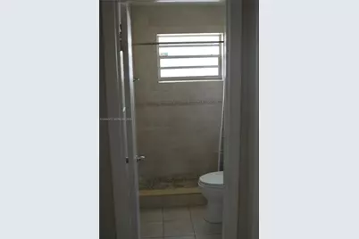 941 NW 102nd St, Miami, FL 33150 - Photo 7
