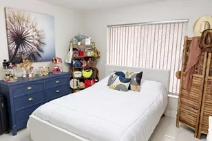 5260 NW 184th Ln, Miami Gardens, FL 33055 - Photo 5