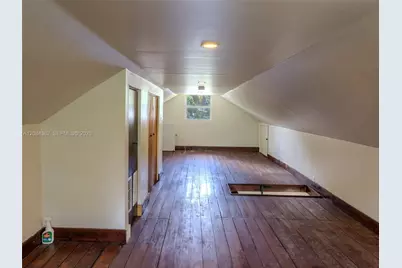 520 NE 129th St, North Miami, FL 33161 - Photo 11