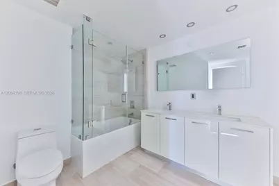 1300 Brickell Bay Dr #1206, Miami, FL 33131 - Photo 19