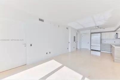 1300 Brickell Bay Dr #1206, Miami, FL 33131 - Photo 7