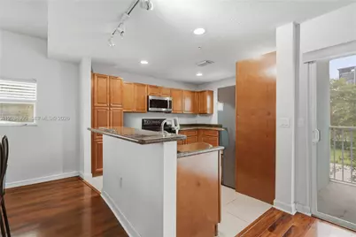 479 NE 1st St, Pompano Beach, FL 33060 - Photo 7