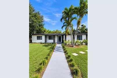 930 NE 163rd St, North Miami Beach, FL 33162 - Photo 1