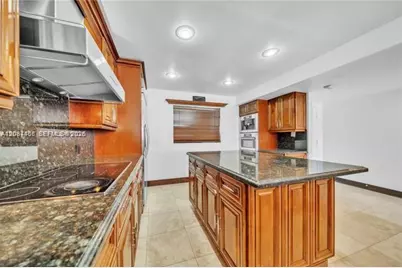 4000 NE 168th St #PH1A, North Miami Beach, FL 33160 - Photo 3