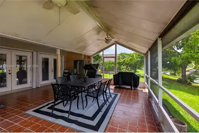 14010 Appalachian Trl, Davie, FL 33325 - Photo 23