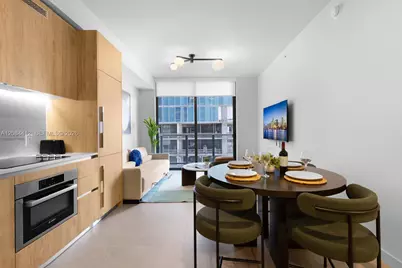 11 NE 6th St #1503, Miami, FL 33132 - Photo 9