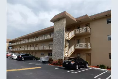 5051 W Oakland Park Blvd #302, Lauderdale Lakes, FL 33313 - Photo 25