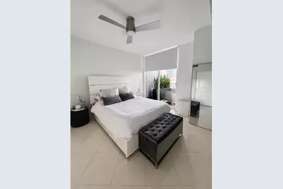 170 SE 14th St #2007, Miami, FL 33131 - Photo 11