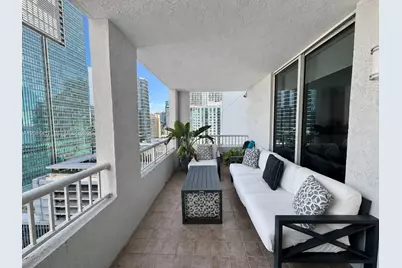 170 SE 14th St #2007, Miami, FL 33131 - Photo 17