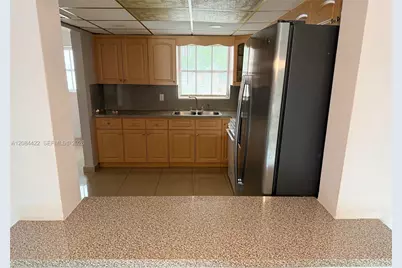 7006 W 17th Ct, Hialeah, FL 33014 - Photo 7