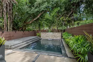 3167 Gifford Ln, Miami, FL 33133 - Photo 13