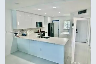 18901 NE 14th Ave #104, Miami, FL 33179 - Photo 5