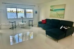 18901 NE 14th Ave, Miami, FL 33179 - Photo 1