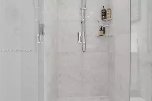 1 Collins Ave, Miami Beach, FL 33139 - Photo 31