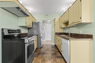 4330 Hillcrest Dr, Hollywood, FL 33021 - Photo 15