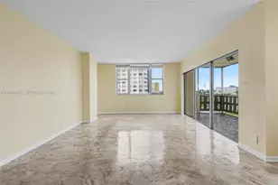 4330 Hillcrest Dr, Hollywood, FL 33021 - Photo 3
