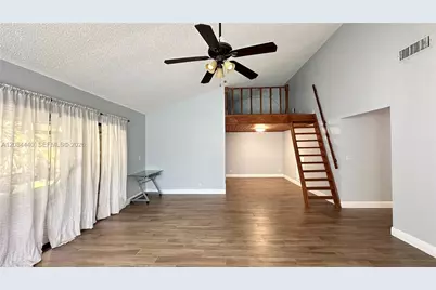 566 SW 20th Ct #5, Delray Beach, FL 33445 - Photo 3