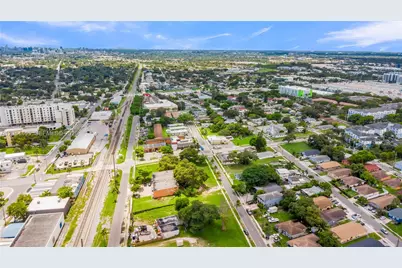 24 NW 5th Ave, Dania Beach, FL 33004 - Photo 21