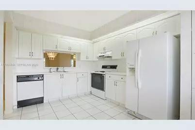 13001 SW 15th Ct #405T, Pembroke Pines, FL 33027 - Photo 5
