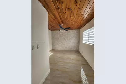 1113 NE 8th St #Efficiency, Hallandale Beach, FL 33009 - Photo 5