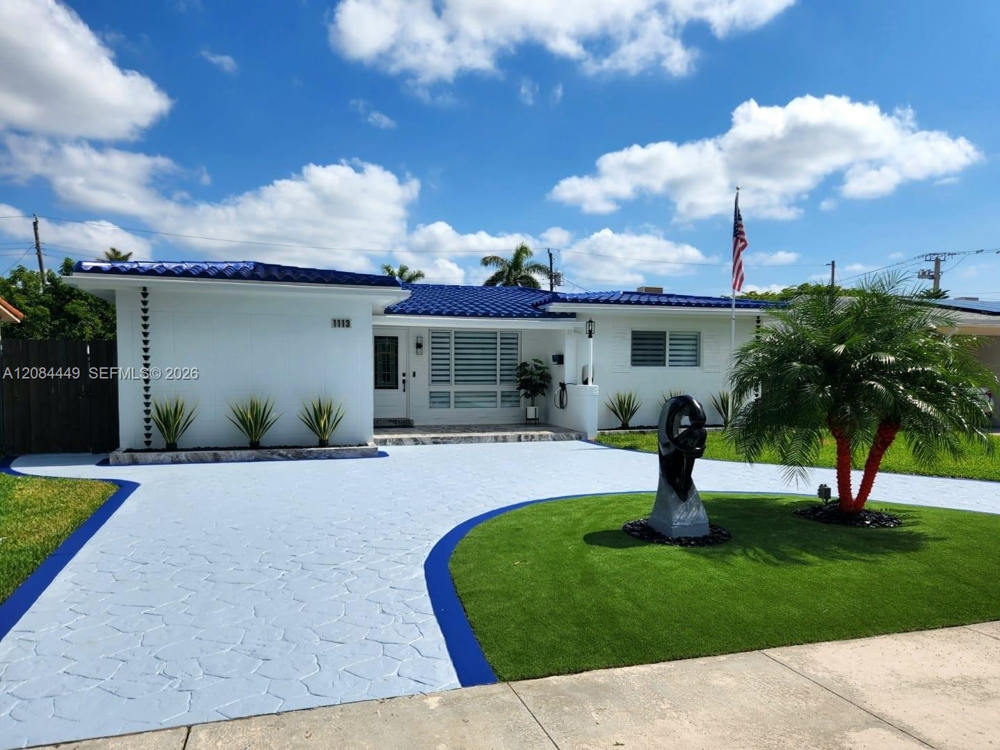 1113 NE 8th St #Efficiency - 1113 NE 8th St #Efficiency, Hallandale Beach, FL 33009 Luxury Property | Jose Angel Pina