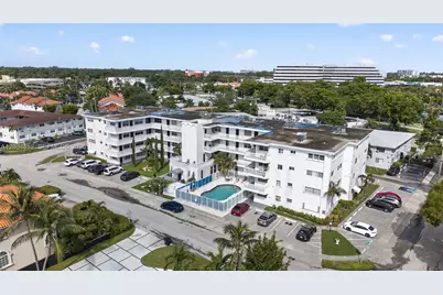 11685 Canal Dr #303, North Miami, FL 33181 - Photo 5