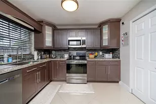 13491 SW 62nd St, Miami, FL 33183 - Photo 5