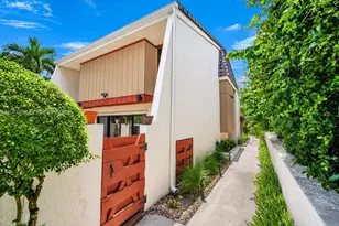 3908 Parkside Ln, Hollywood, FL 33021 - Photo 1