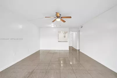 469 N Pine Island Rd #B306, Plantation, FL 33324 - Photo 5