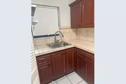 10851 SW 2nd St #K110, Sweetwater, FL 33174 - Photo 5