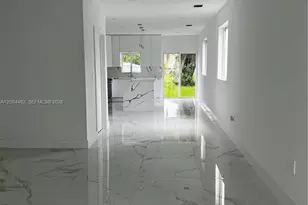 2100 NW 102nd St, Miami, FL 33147 - Photo 29