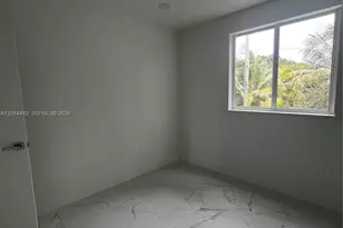 2100 NW 102nd St, Miami, FL 33147 - Photo 25