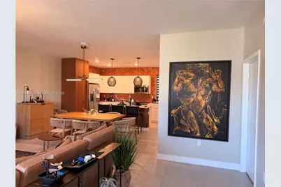 8316 NW 43rd St, Doral, FL 33166 - Photo 3