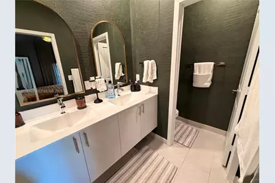 8316 NW 43rd St, Doral, FL 33166 - Photo 19