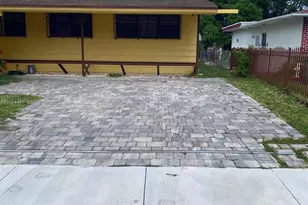 14805 NE 10th Ct, Miami, FL 33161 - Photo 1