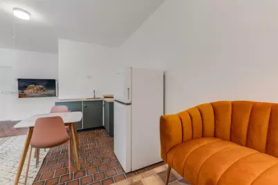 571 NE 64th St #Studio, Miami, FL 33138 - Photo 7