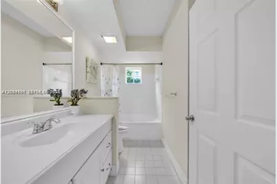 17145 N Bay Rd #4304, Sunny Isles Beach, FL 33160 - Photo 27
