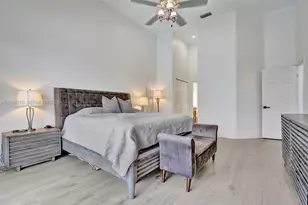 10261 SW 13th St, Pembroke Pines, FL 33025 - Photo 13