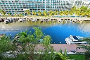 3001 NE 185th St, Aventura, FL 33180 - Photo 1