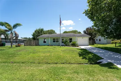 618 SW Ray Ave, Port Saint Lucie, FL 34983 - Photo 1